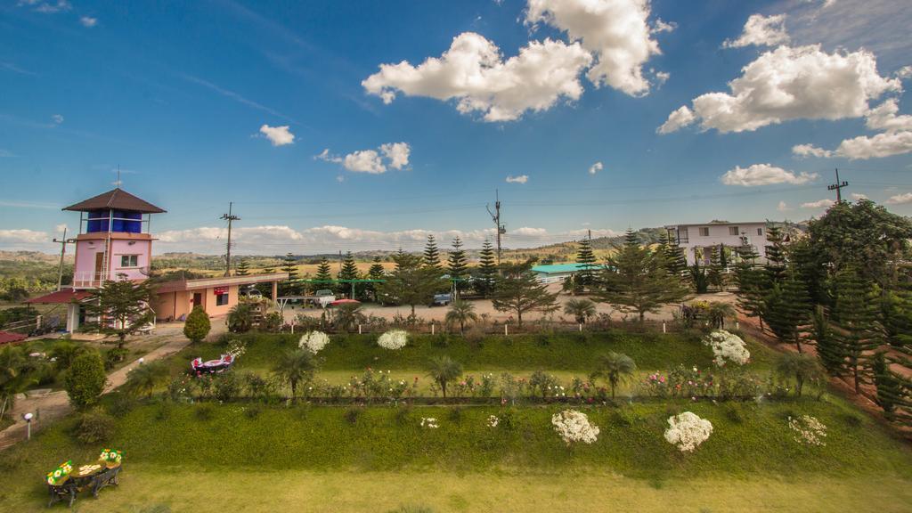 Floral Hill Khaokho Hotel Као Ко Екстериор снимка
